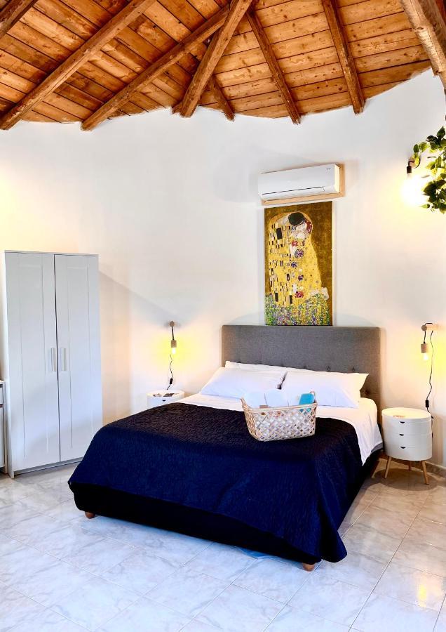 Blu Silence Cottage Augusta Ngoại thất bức ảnh